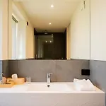 Bihotel Отель
