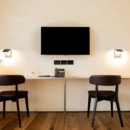 Bihotel * Maiano